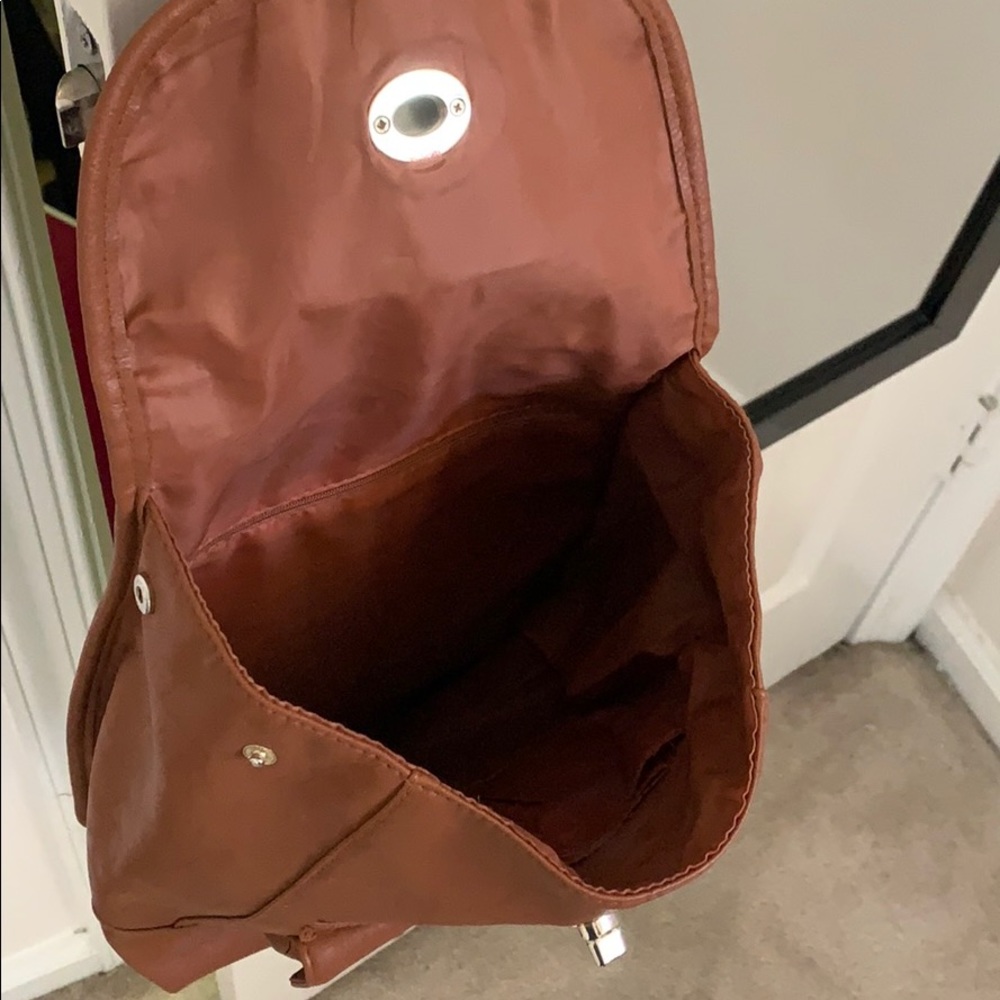 Backpack - Picture 3 of 3